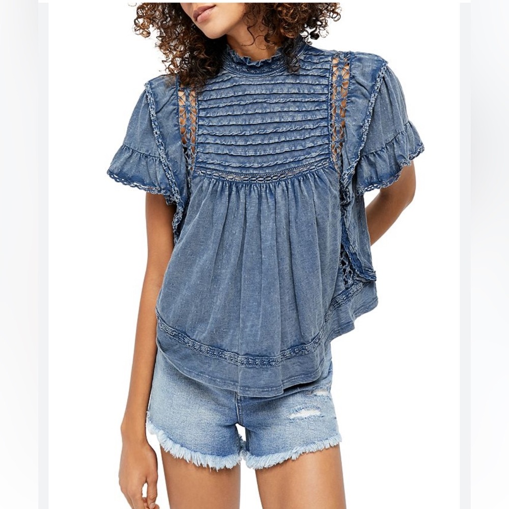 🌺Free People Le Femme Ruffled Crochet Top🌸🌺 - Picture 3 of 12